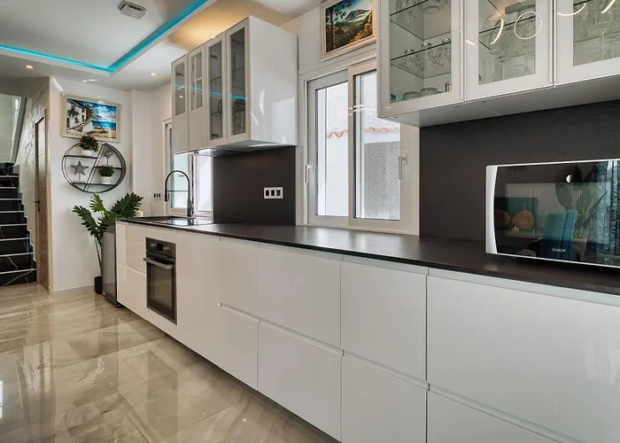 Del Sol 别墅 阿德耶