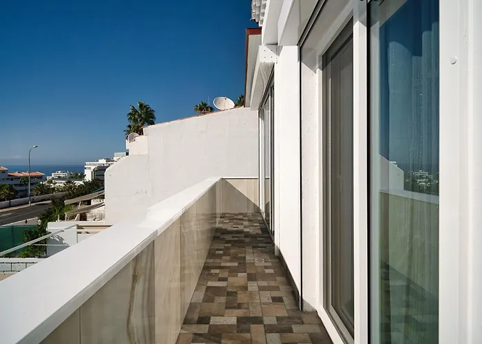 Del Sol فيلة أذيخي