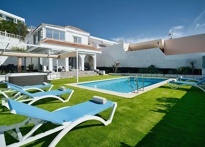 别墅 Del Sol 阿德耶